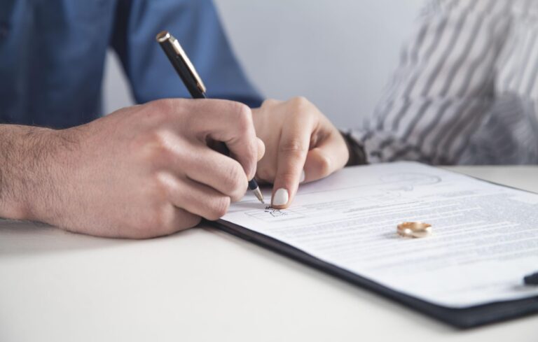 Before You Sign a Divorce Agreement in Dubai: Mistakes You May Regret for Years